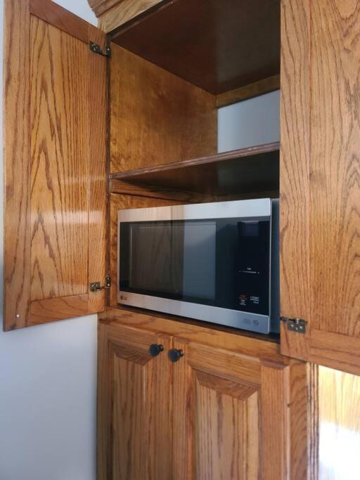 Milk Hand House.. Peaceful 1 Bedroom Cabin 해먼드 외부 사진